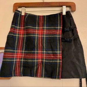 Vintage Y25 Epxress Tartan Plaid Skirt with Buckle detailing